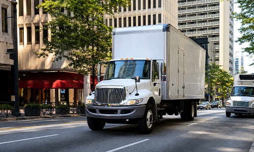 16 Wheeler Truck Capabilities, Advantages, Insurance & Legal Considerations