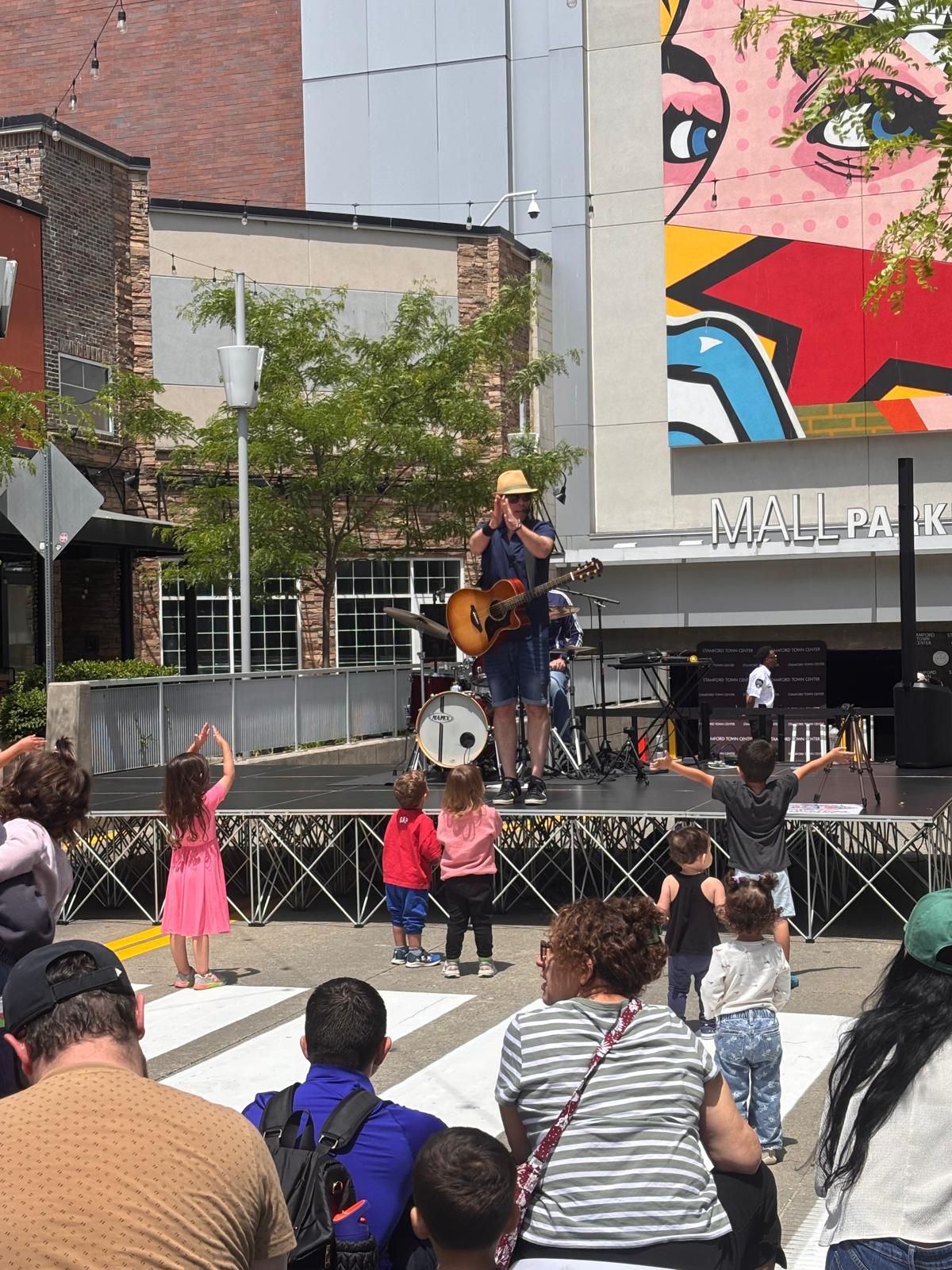 Stamford Moms Family Day